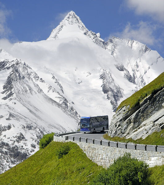 Bus-mit-Glockner