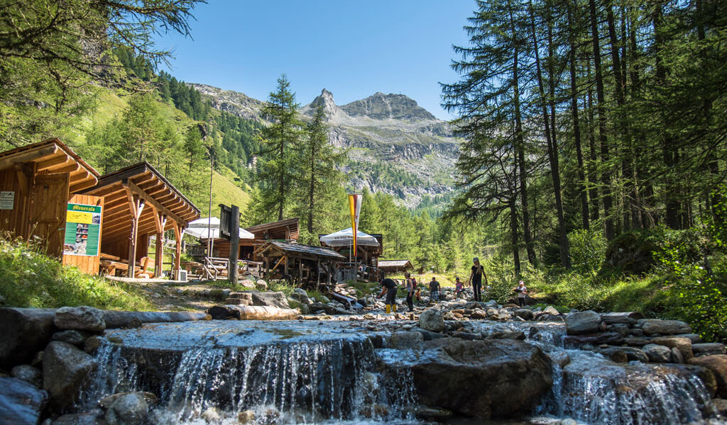 Goldgräberdorf 2017 ®HT-NPR, Franz Gerdl (2) Goldgräberdorf 2017 ®HT-NPR, Franz Gerdl (2)