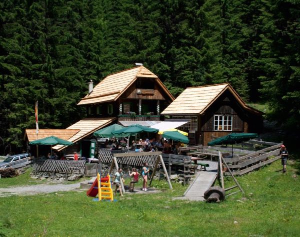 Schwussnerhütte