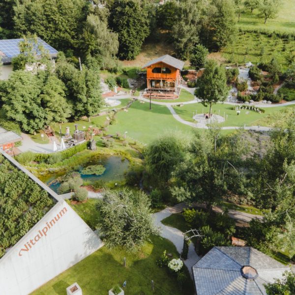 Vitalpinum_Übersicht Wohlfühlgarten Vitalpinum_Übersicht Wohlfühlgarten
